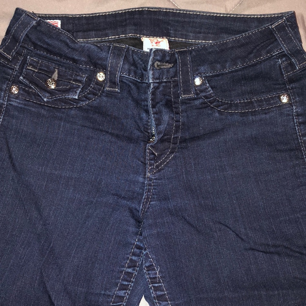 TRUE RELIGION JEANS.